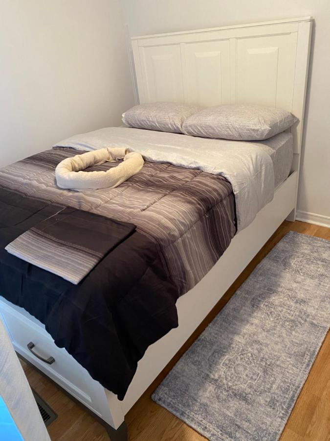 Windsor Airport Room Accommodation Dış mekan fotoğraf