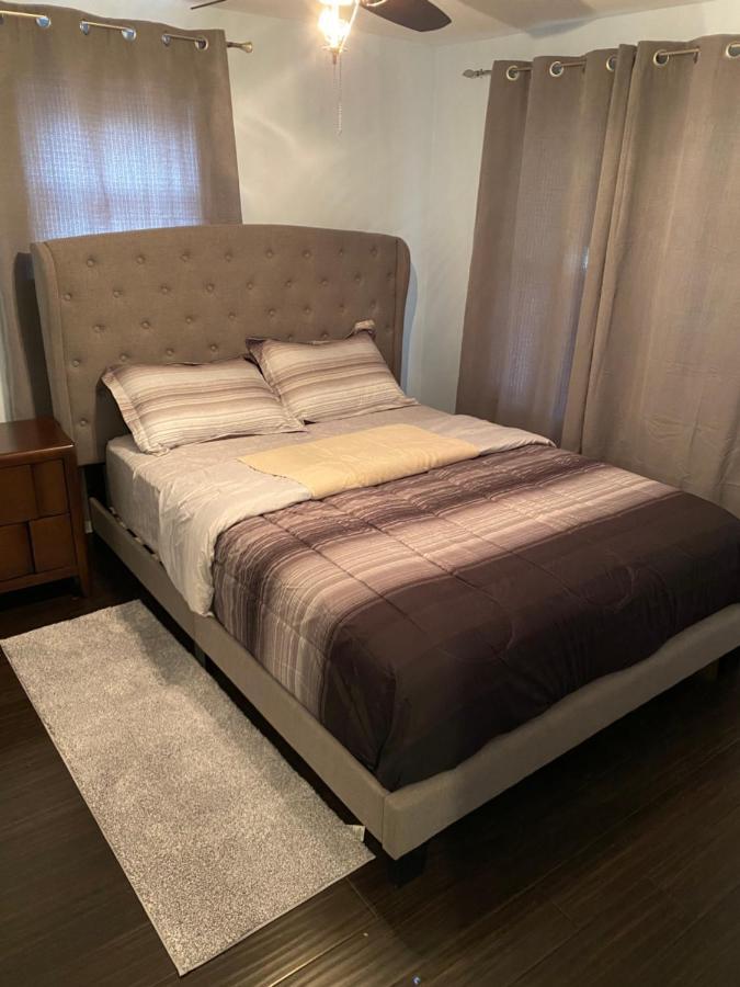 Windsor Airport Room Accommodation Dış mekan fotoğraf