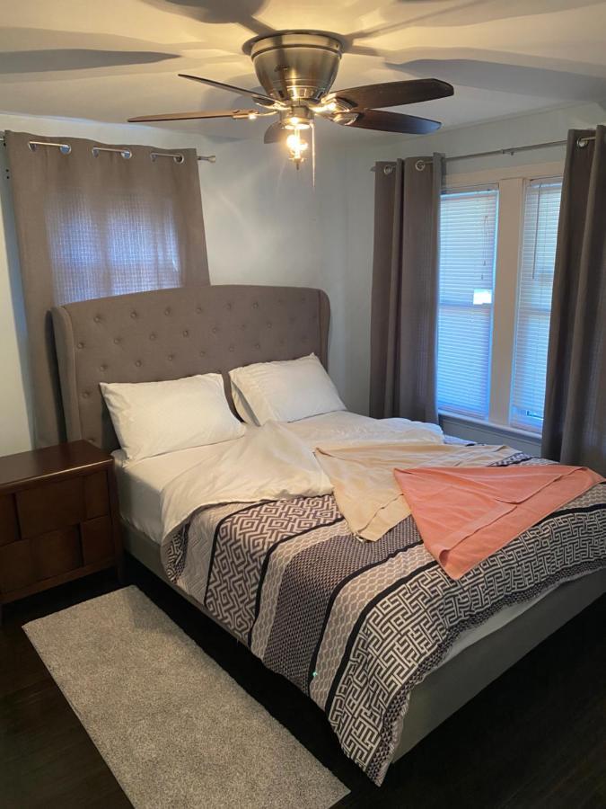 Windsor Airport Room Accommodation Dış mekan fotoğraf
